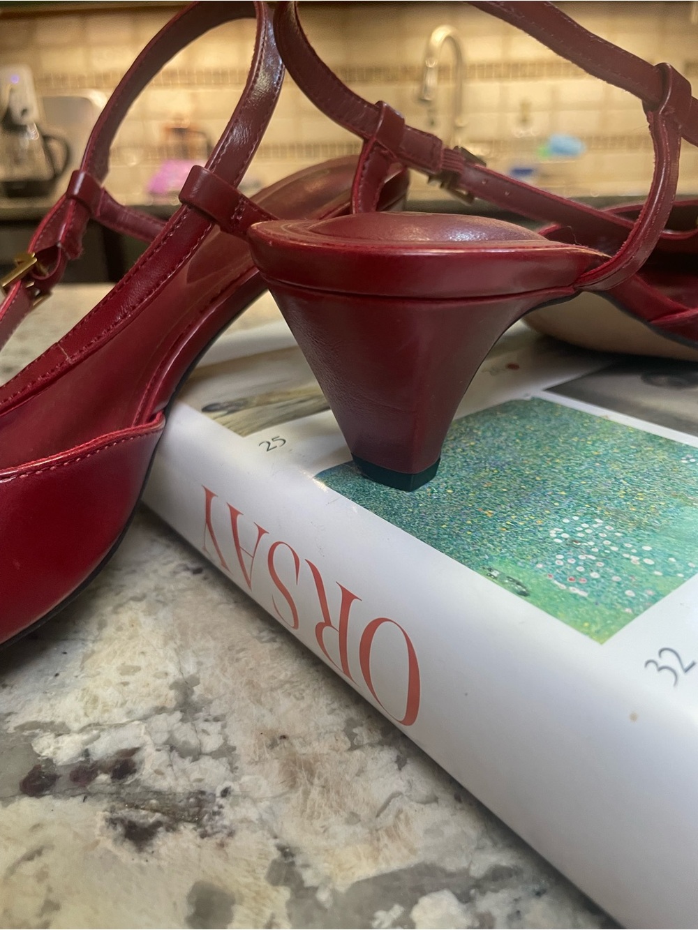 Elevate your look with a classy shoe 
Wine/Red Slingback Pointed-Toe Kitten Heel - Picture 3 of 4